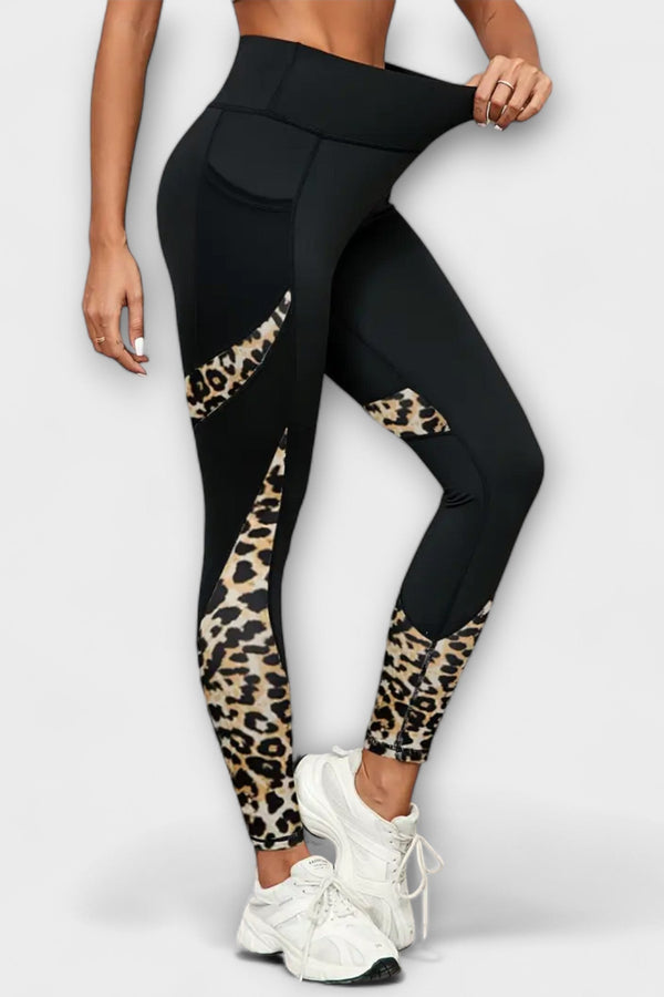 מכנסי אימון עם מותן גבוהה ודוגמת נמר