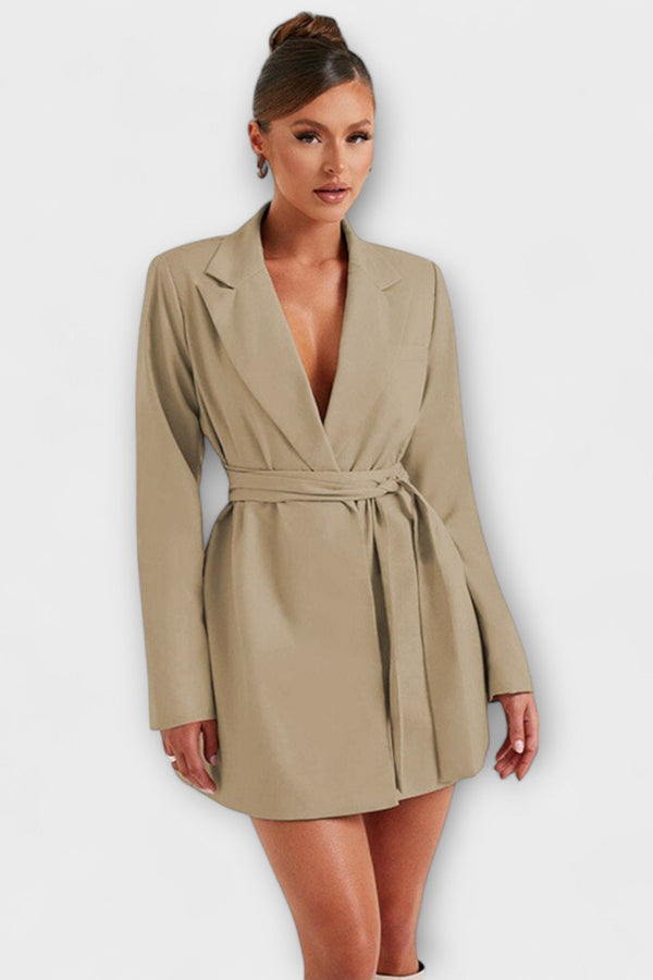 שמלת בלייזר עם צווארון V