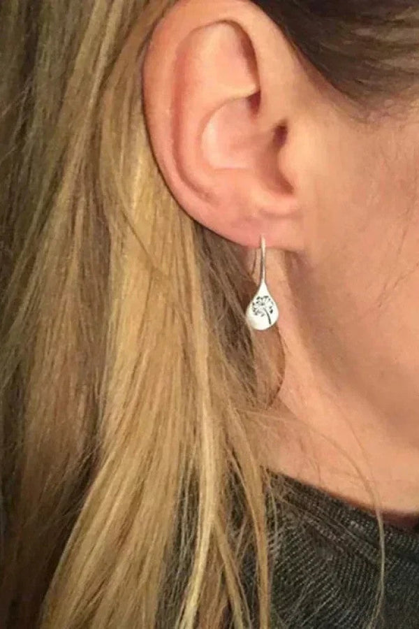 עגילי כסף אלגנטיים בעיצוב עלה דנדליון