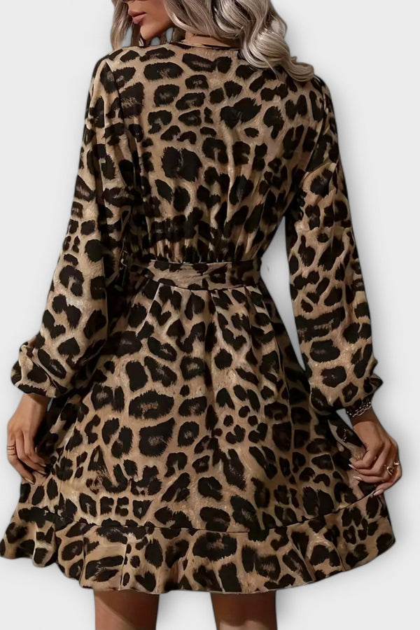 שמלה אלגנטית עם הדפס נמר, צווארון V ורצועת קשירה