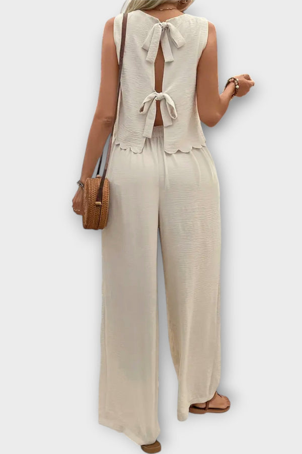 ואלריה - ווסט עם קצה פרחוני ומכנסיים ארוכים