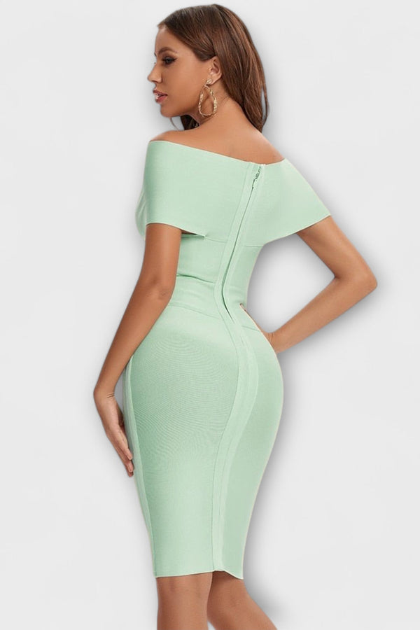 שמלות אלגנטיות עם צווארון V