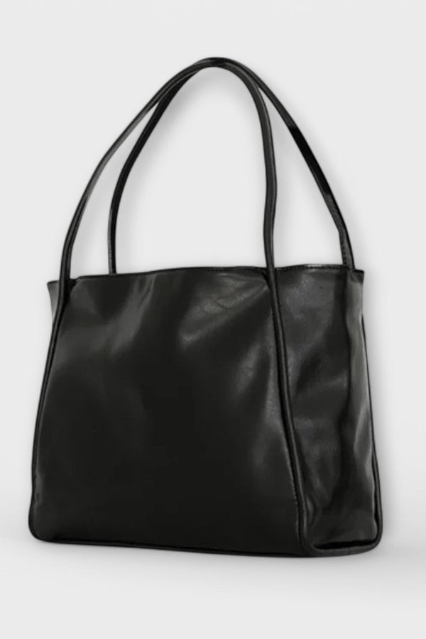 לורה. - בלייר